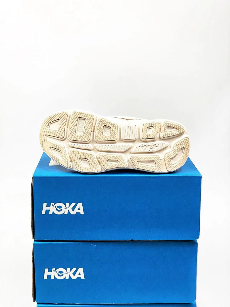 HOKA ONE ONE Women's Bondi 9 "Oat Milk / Rose Gold"