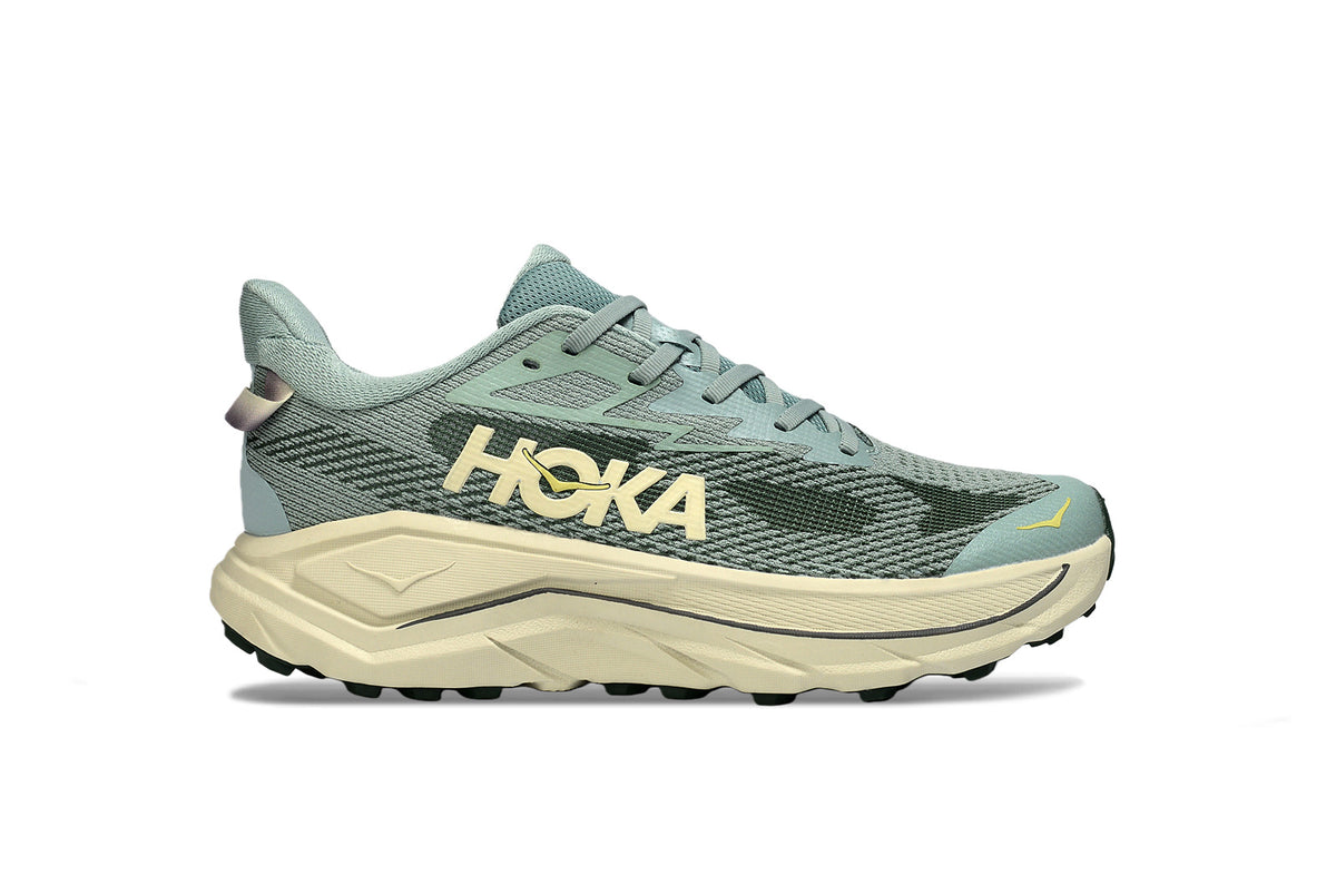HOKA Challenger 8 Jade / Truffle Salt