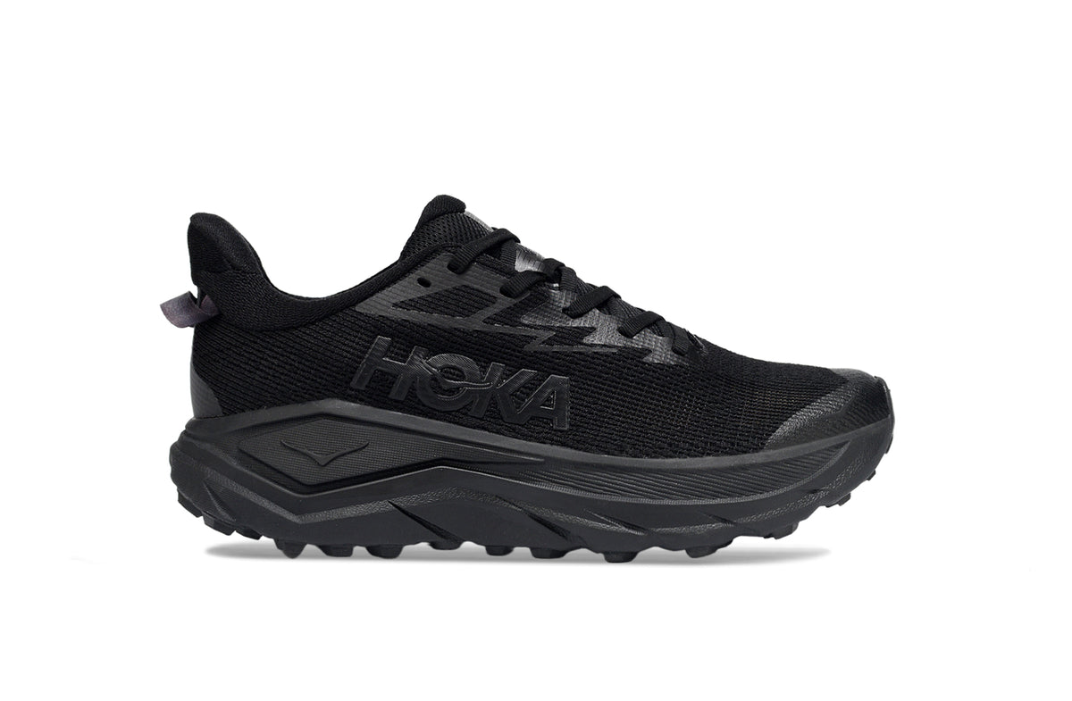 HOKA Challenger 8 All Black