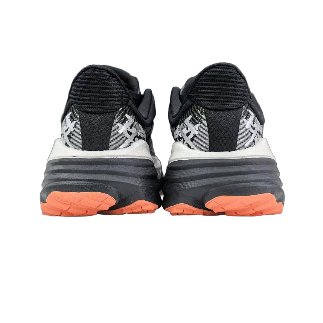 HOKA ONE ONE Challenger 7 "Black / Castlerock"