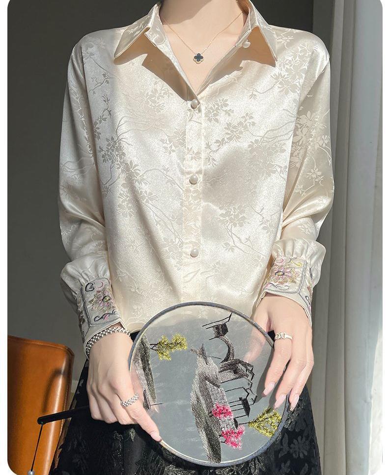 Elegant Women's Satin Blouse with Embroidered Floral Cuffs - Vintage Chic Long Sleeve Shirt– Luxury Satin ButtonUp Shirt– Tallas large L-5XL
