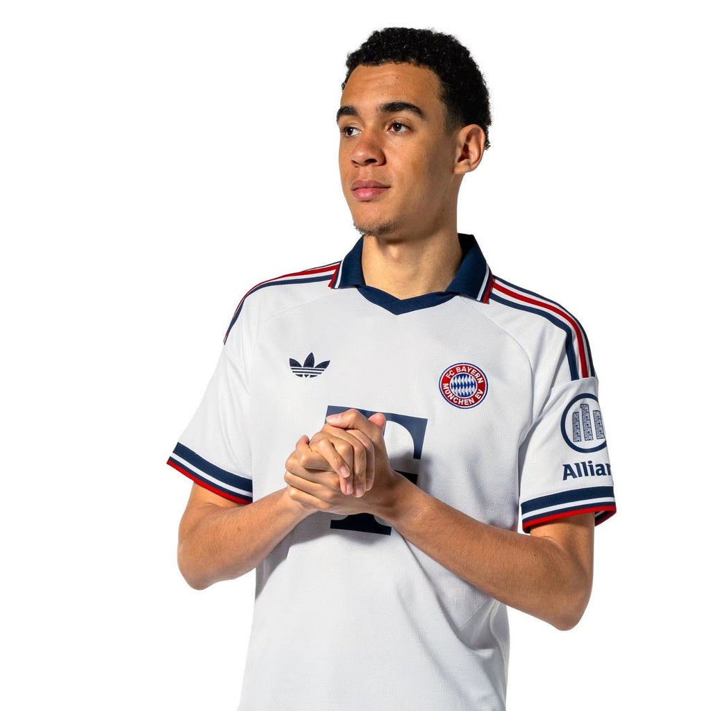 FC Bayern Munich 2026/27 Away Jersey（Custom）