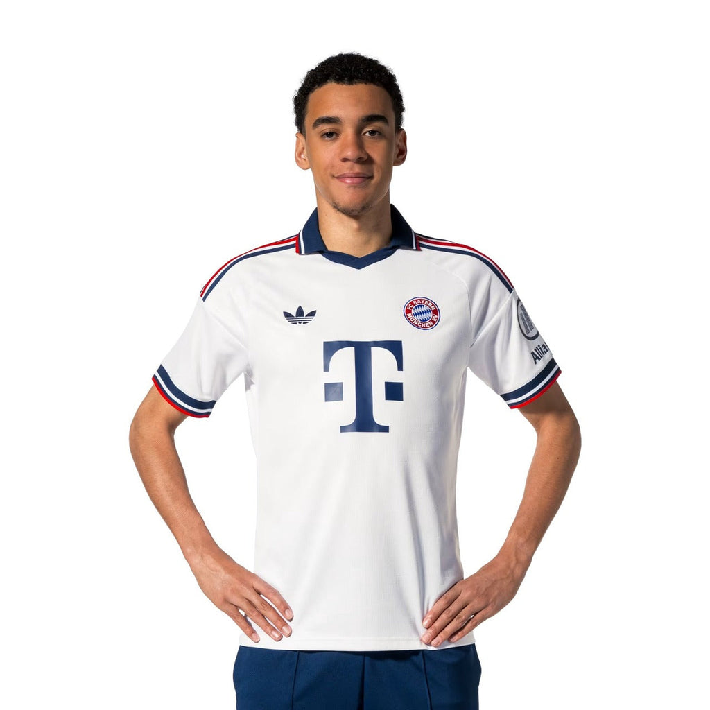 FC Bayern Munich 2026/27 Away Jersey（Custom）